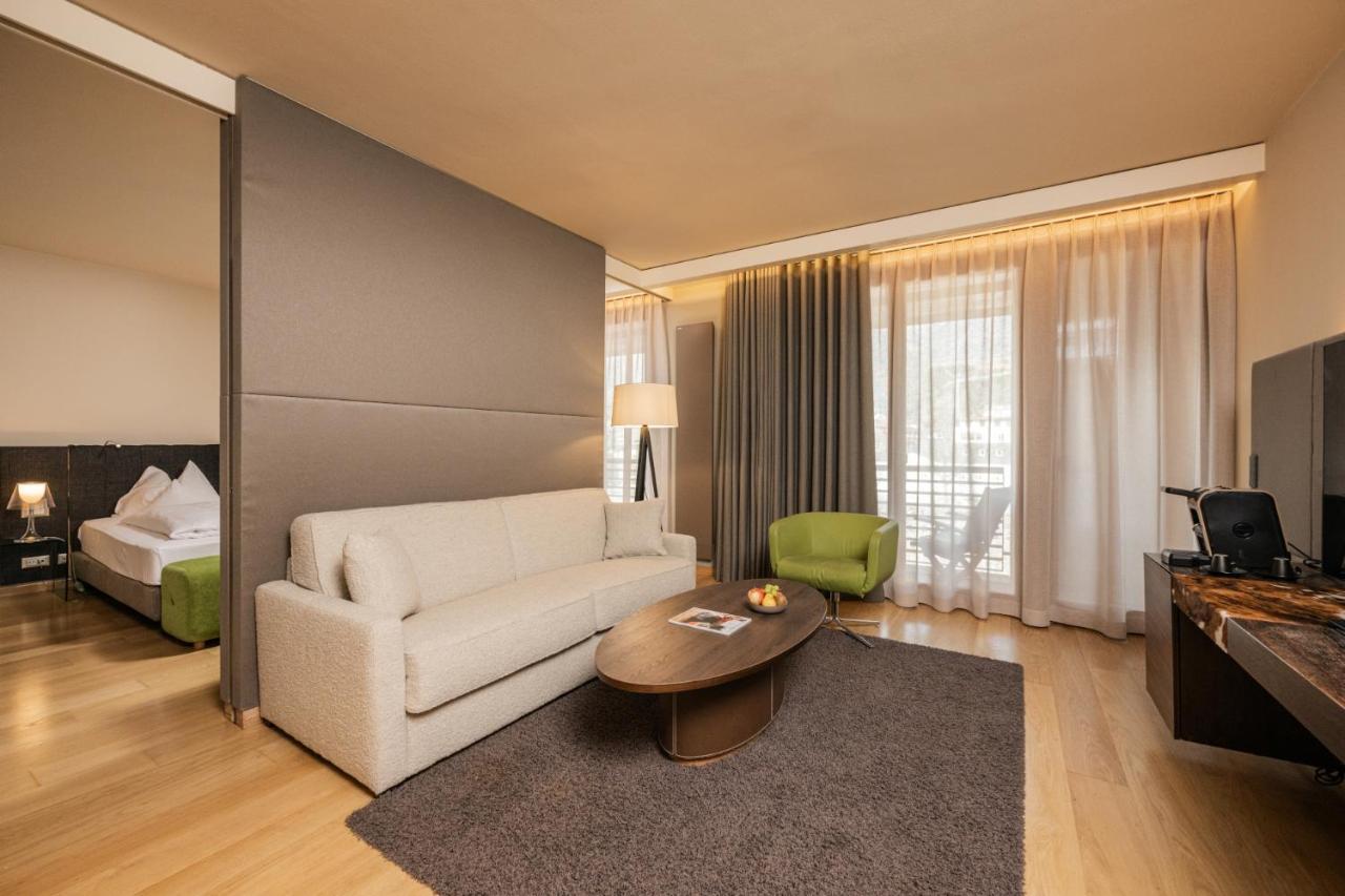 Suite with Balcony,1498512874:JPEG